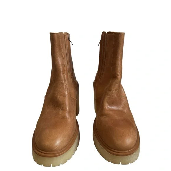 Free People James Chelsea Heeled Boots in Tan Leather size 39 EUC - Picture 3 of 8